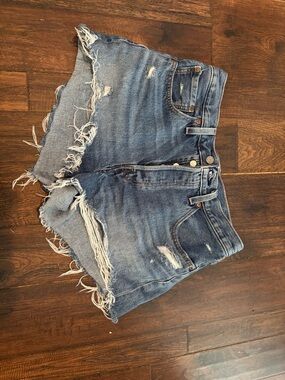 Levi's 501 Distressed Frayed Hem Denim Shorts - Blue size 30